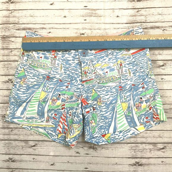 Lilly Pulitzer CALLAHAN Shorts GET NAUTI BLUE Nautical Sailboats Boats Size 0 - Picture 2 of 8